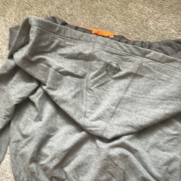 Lululemon zip up hoodie - Picture 5 of 6